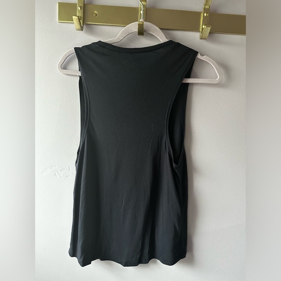 Pure Barre Navy Blue Tank Top Size M - Picture 7 of 7